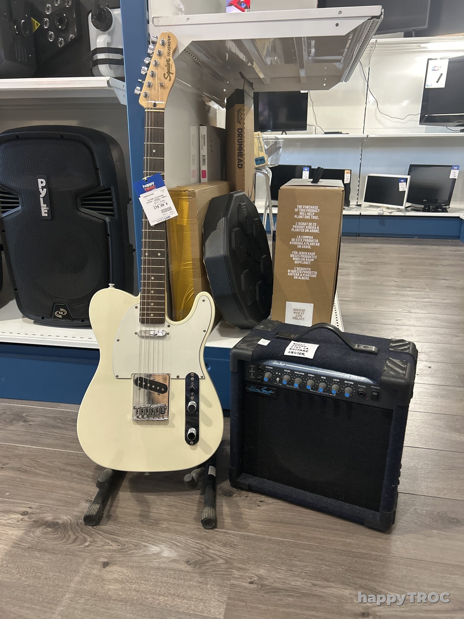 Guitare electrique squier + housse + ampli