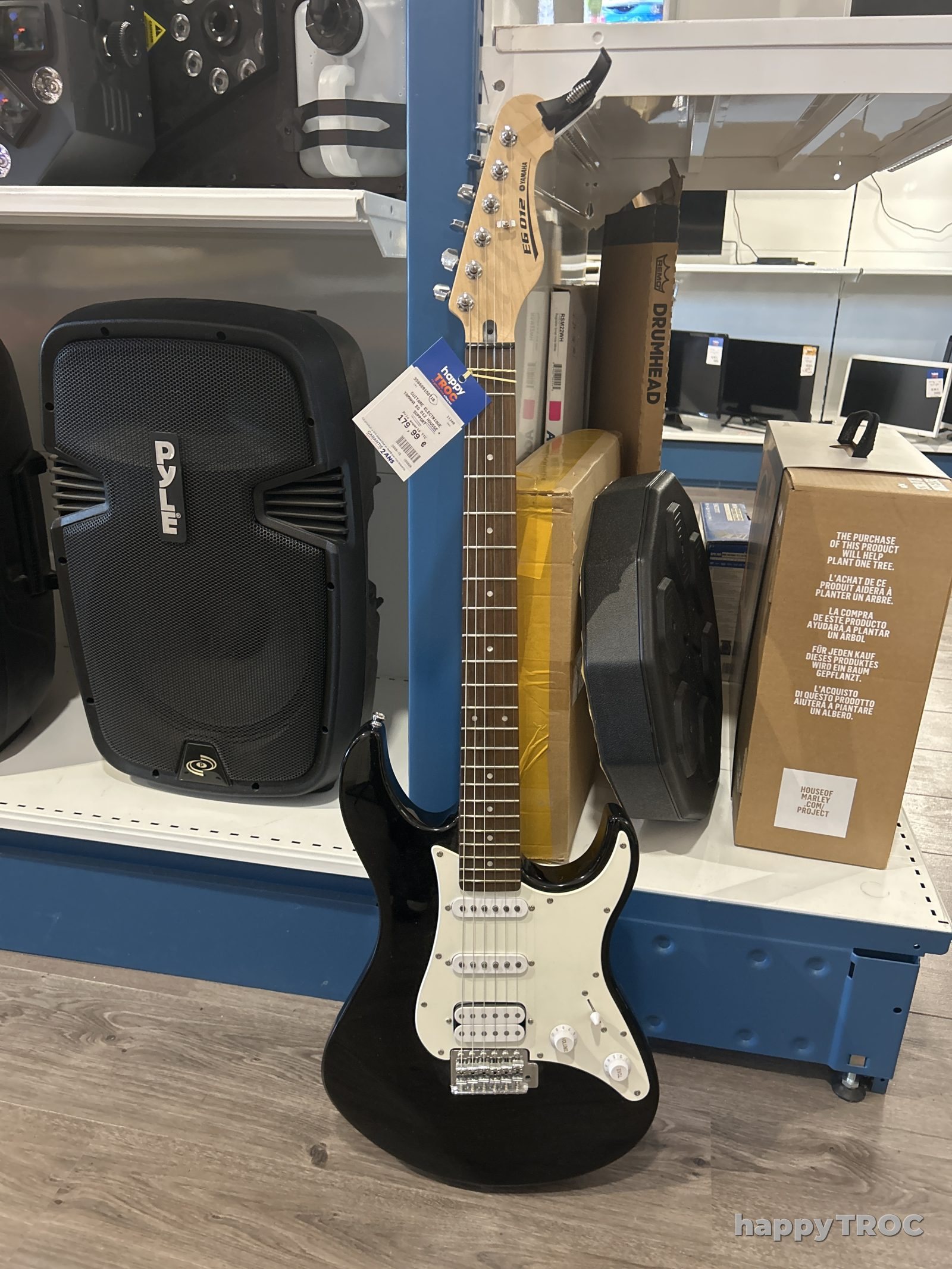 Guitare electrique yamaha eg 012 housse + support
