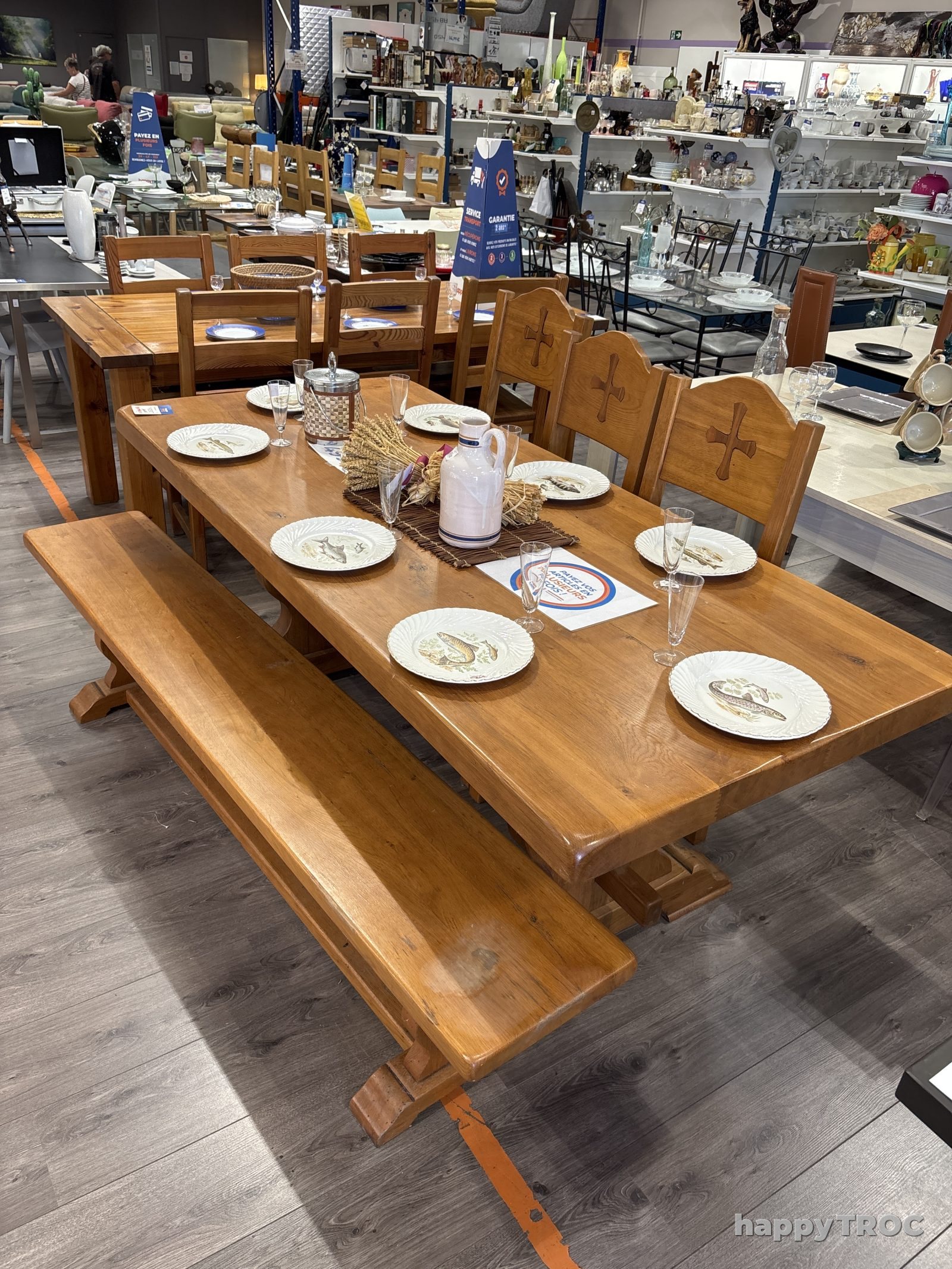 table monastere ancienne chene clair avec 3 chaises 1 banc