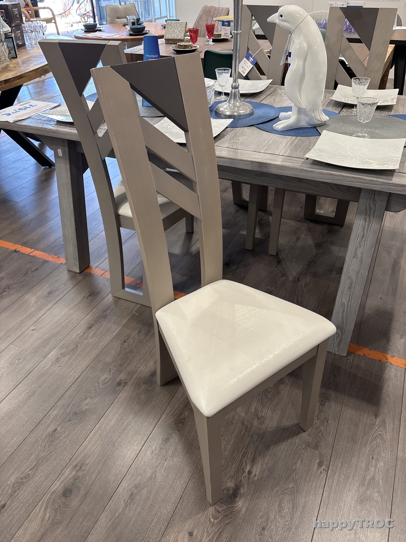 Chaise x4 id design