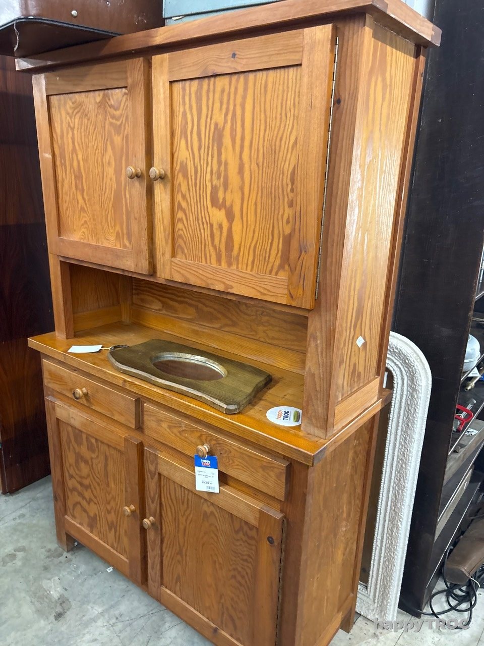 Buffet de corps, pin de cuisine