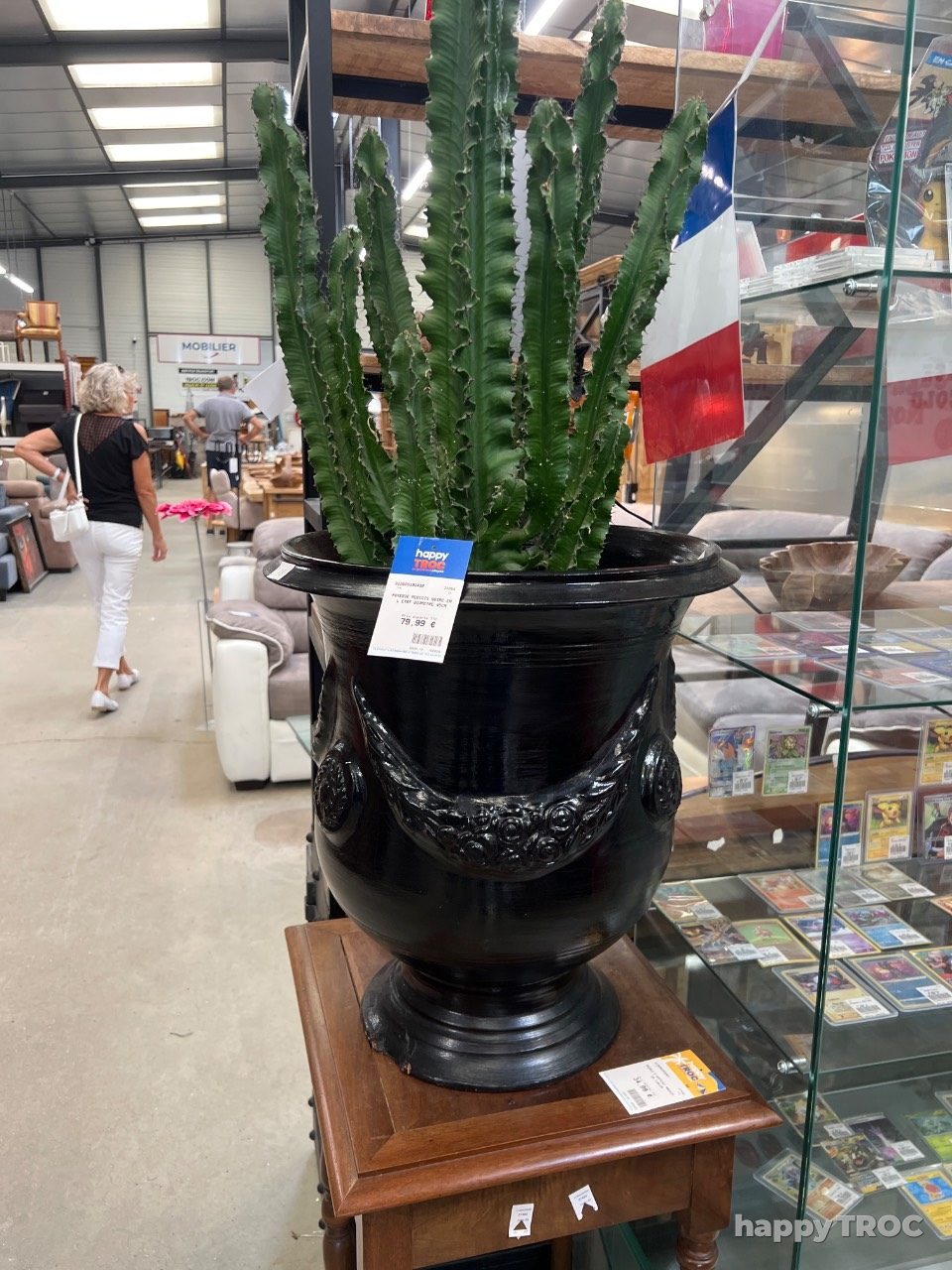 poterie medicis noire en l etat diametre 45cm