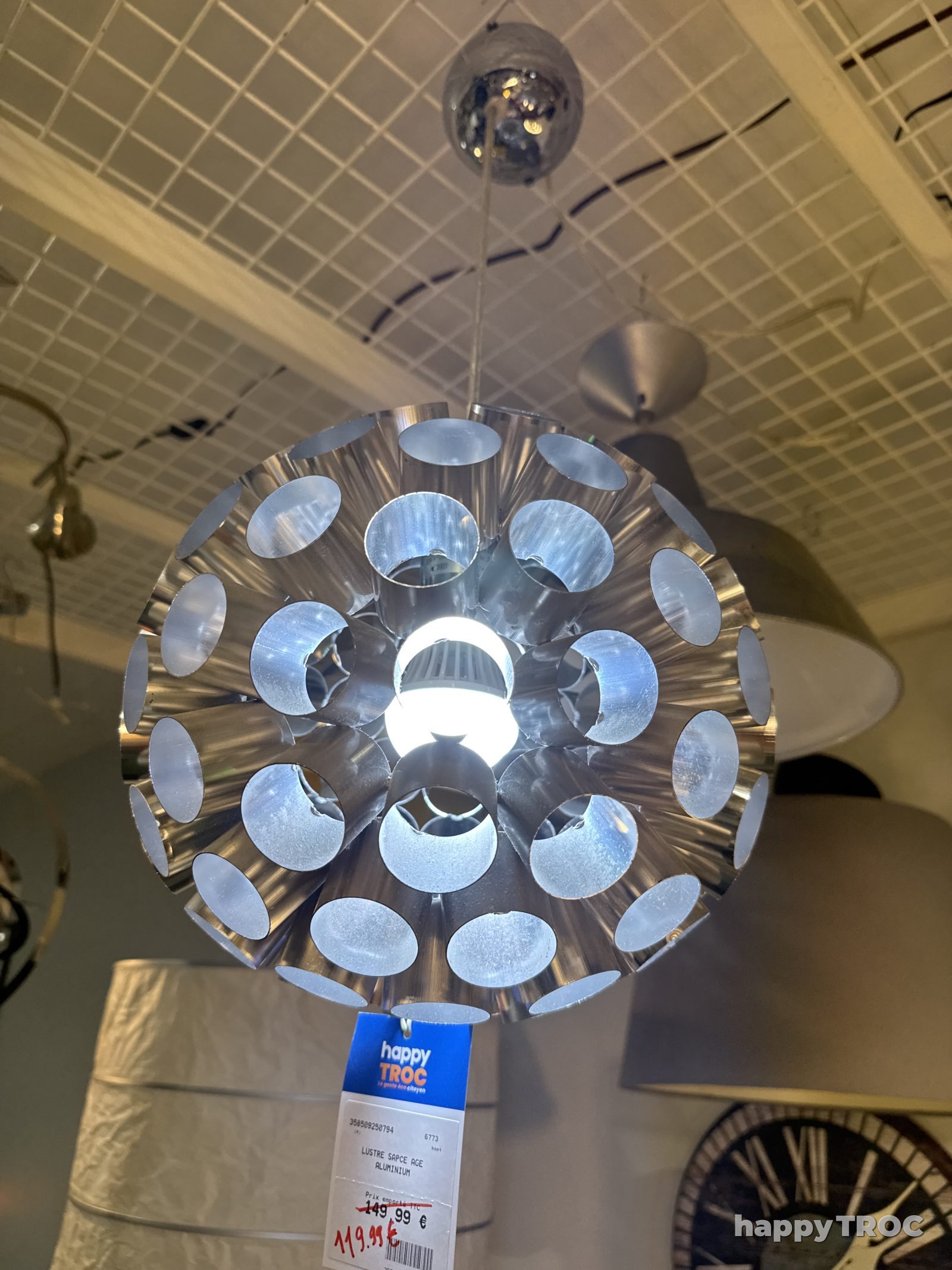 LUSTRE SPACE AGE ALUMINIUM