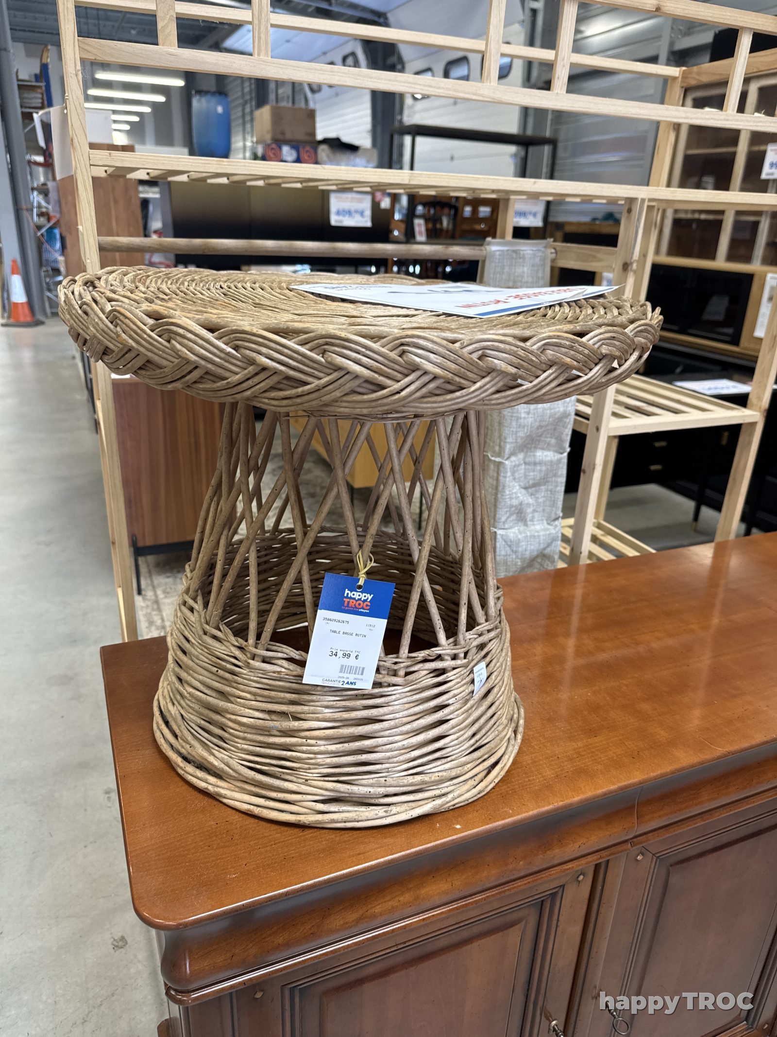 Table basse en rotin