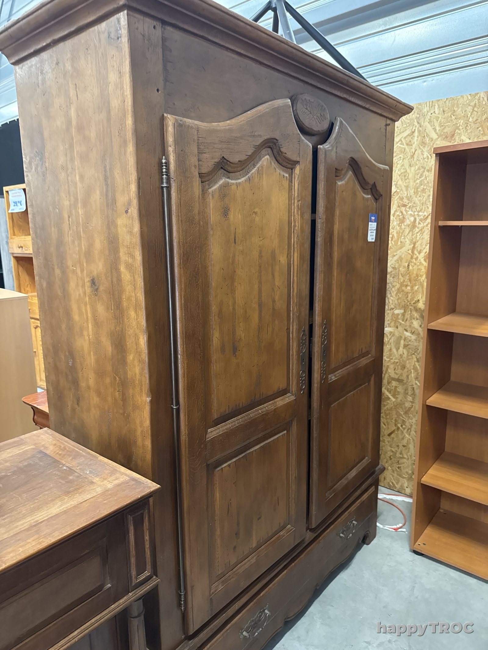 Armoire ancienne  chene massif