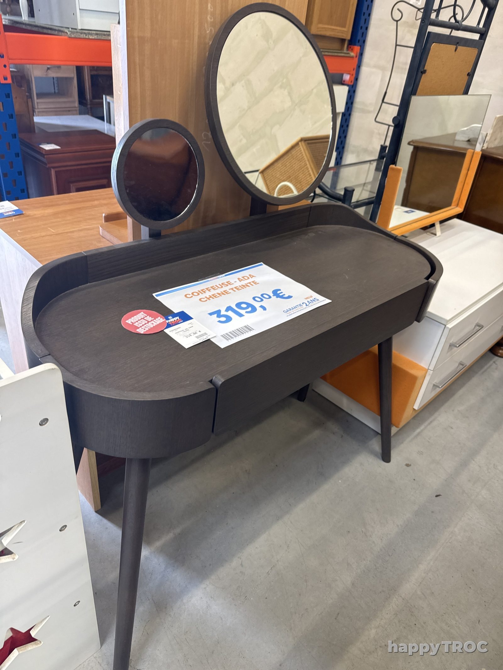 Coiffeuse neuve, chêne foncé moderne