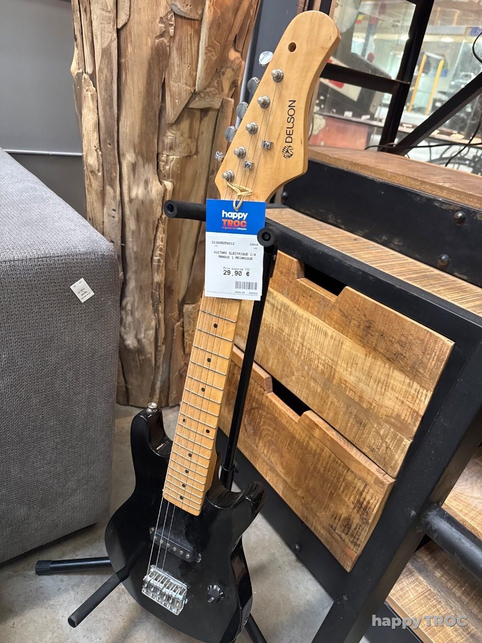 Guitare électrique 1/4 manque 1 mécanique