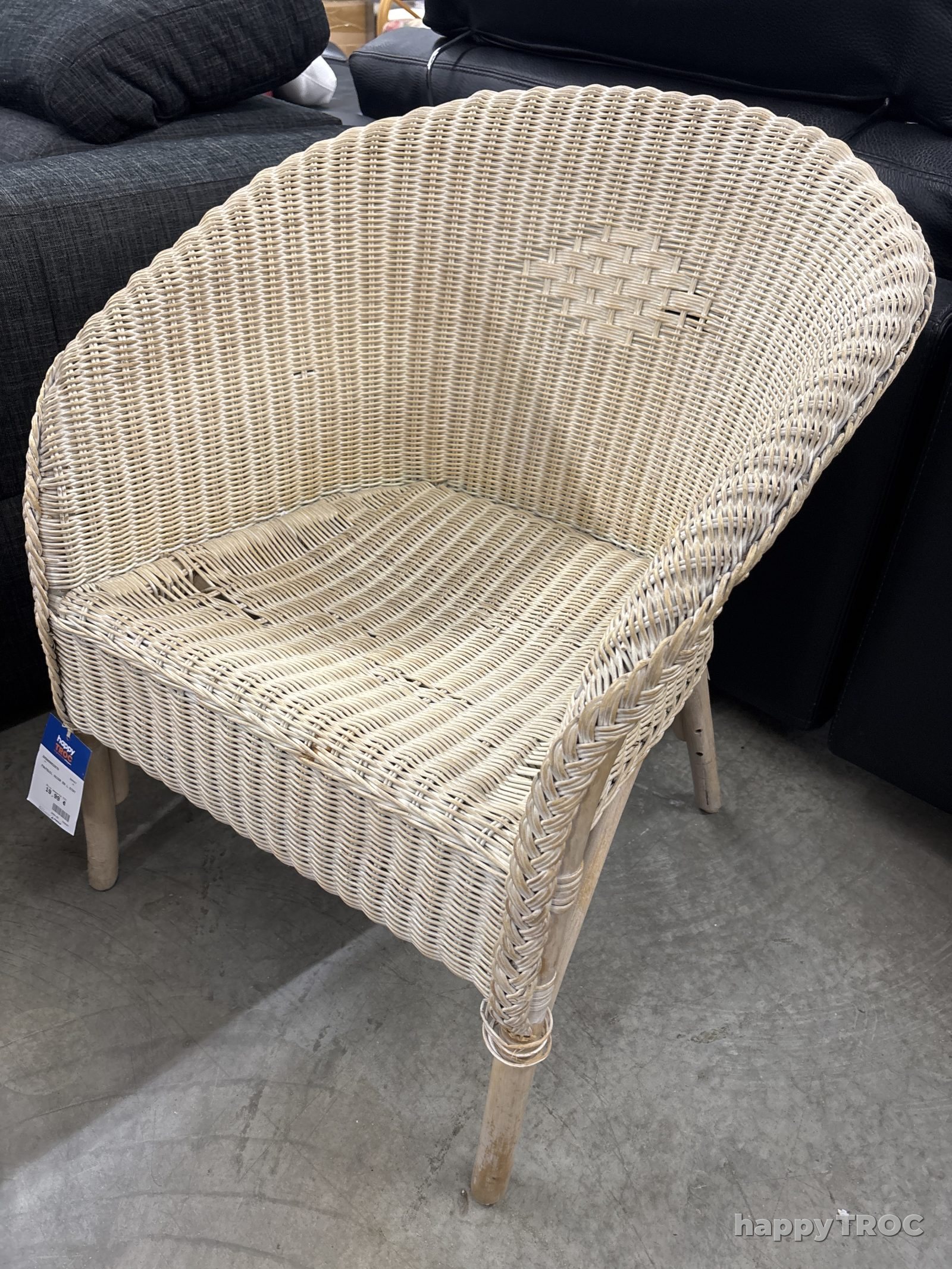 Fauteuil osier en l’état