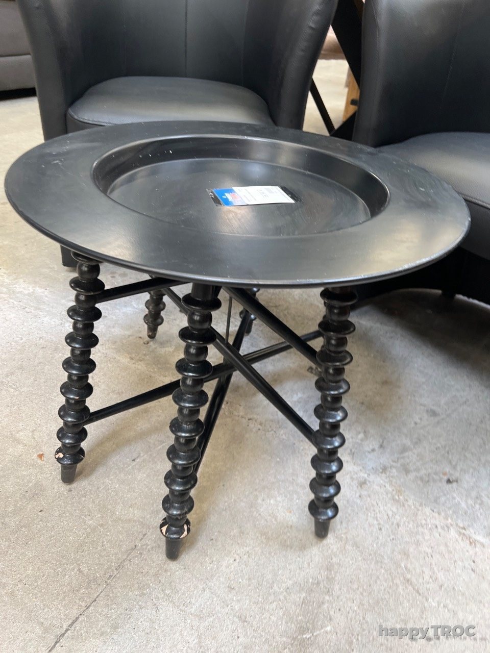 Table basse ronde noire
